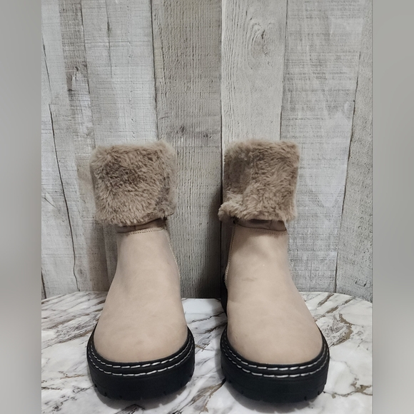 Mexx Beige Winter Boots with Faux Fur Cuff - Picture 5 of 8